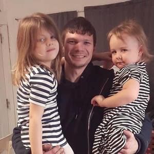 Meet your Posher, Cole